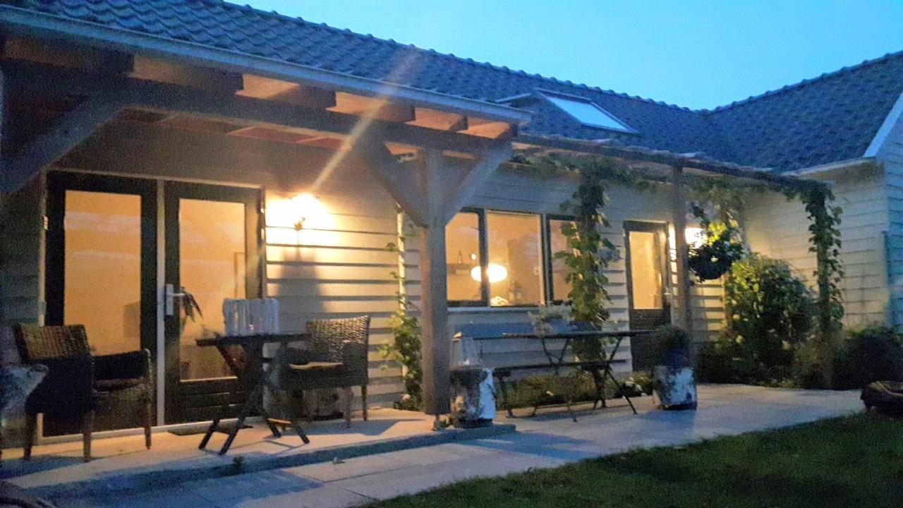 Villa Woubrugge Logies Extérieur photo