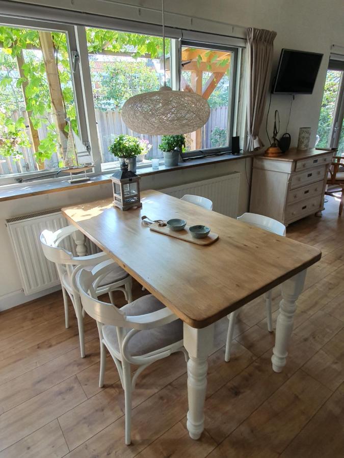 Villa Woubrugge Logies Extérieur photo